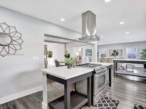 1431 Dewey St, Hollywood FL 33020