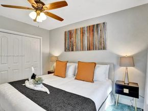 1431 Dewey St, Hollywood FL 33020