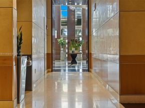 244 Biscayne Blvd 1803, Miami FL 33132