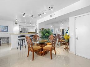 19999 E Country Club Dr 1406, Aventura FL 33180