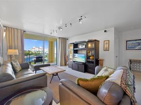 19999 E Country Club Dr 1406, Aventura FL 33180