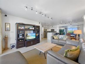 19999 E Country Club Dr 1406, Aventura FL 33180