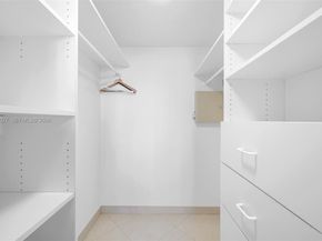 19999 E Country Club Dr 1406, Aventura FL 33180