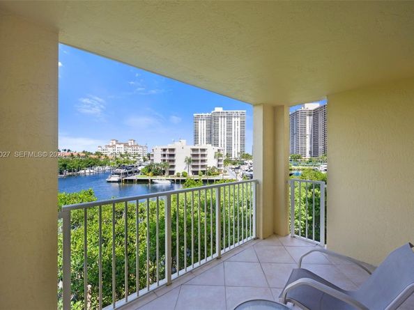 19999 E Country Club Dr 1406, Aventura FL 33180