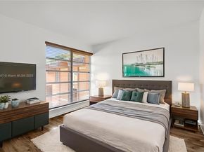 9459 SW 76th St R7, Miami FL 33173
