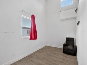 1368 11th St, West Palm Beach FL 33401