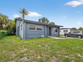 1368 11th St, West Palm Beach FL 33401
