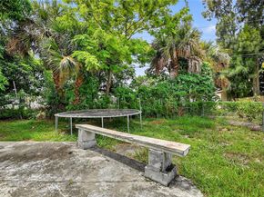 1368 11th St, West Palm Beach FL 33401