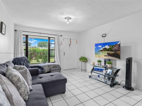 6910 SW 24th Ct, Miramar FL 33023