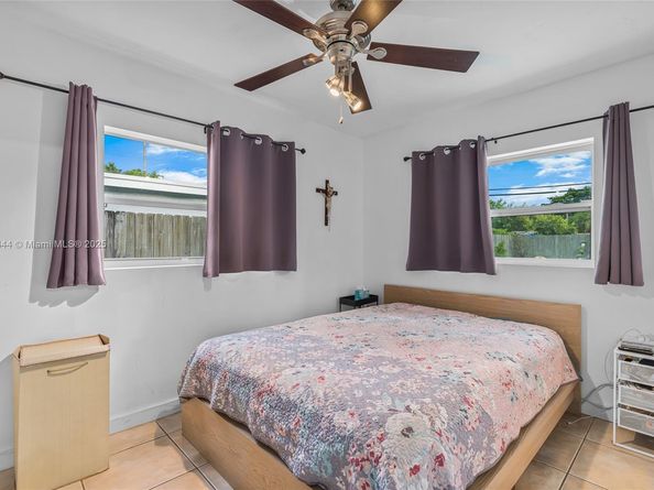 6910 SW 24th Ct, Miramar FL 33023