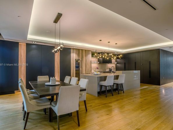 350 Meridian Ave PH, Miami Beach FL 33139