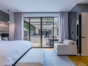 350 Meridian Ave PH, Miami Beach FL 33139
