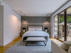 350 Meridian Ave PH, Miami Beach FL 33139