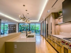 350 Meridian Ave PH, Miami Beach FL 33139