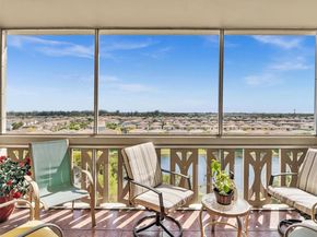 800 NE 195th St 716, Miami FL 33179