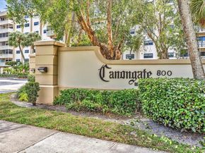 800 NE 195th St 716, Miami FL 33179