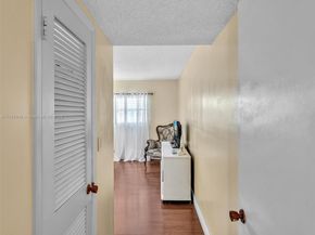 800 NE 195th St 716, Miami FL 33179