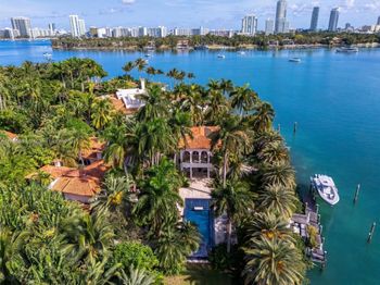 16 Palm Ave