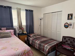 1100 NE 1st Ct 120, Hallandale Beach FL 33009