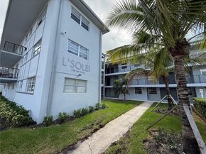 1100 NE 1st Ct 120, Hallandale Beach FL 33009