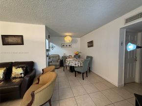1100 NE 1st Ct 120, Hallandale Beach FL 33009