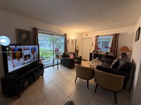 1100 NE 1st Ct 120, Hallandale Beach FL 33009