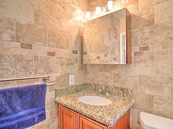 5111 NE 15th Ave, Fort Lauderdale FL 33334