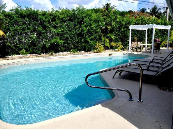 5111 NE 15th Ave, Fort Lauderdale FL 33334