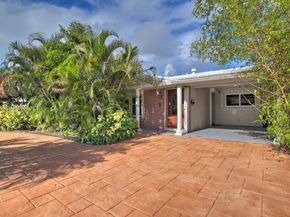 5111 NE 15th Ave, Fort Lauderdale FL 33334