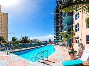 1500 Ocean Dr PH05, Miami Beach FL 33139