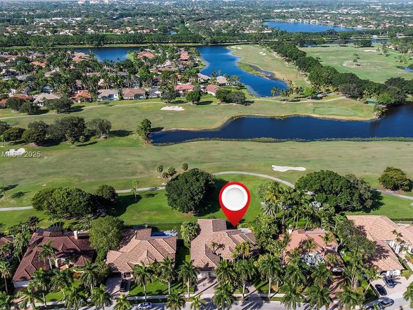 2508 Princeton Ct, Weston FL 33327