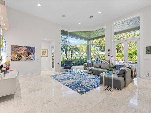 2508 Princeton Ct, Weston FL 33327