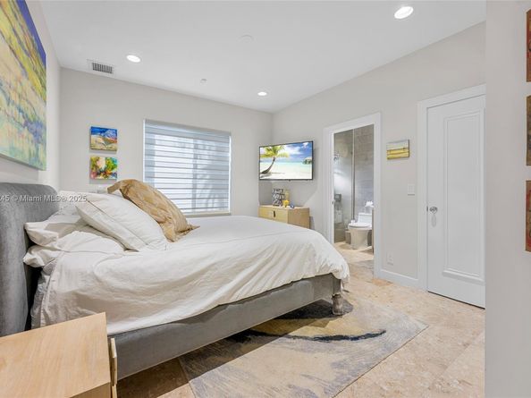 2508 Princeton Ct, Weston FL 33327