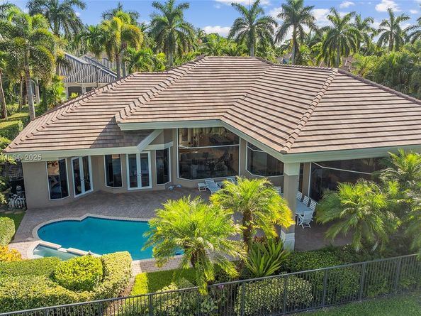 2508 Princeton Ct, Weston FL 33327