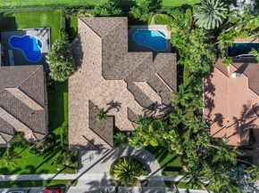 2508 Princeton Ct, Weston FL 33327