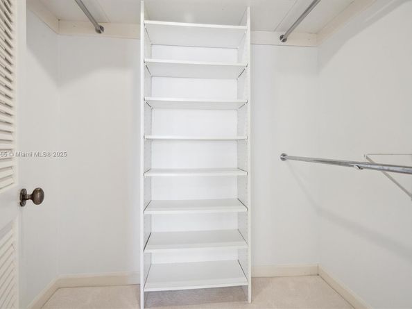 4101 Pine Tree Dr 1812, Miami Beach FL 33140