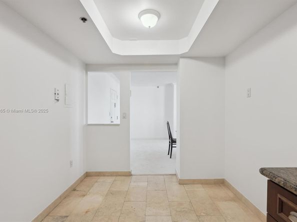 4101 Pine Tree Dr 1812, Miami Beach FL 33140