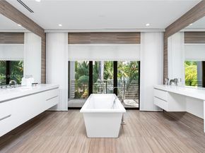 310 SE 11th Ave, Fort Lauderdale FL 33301