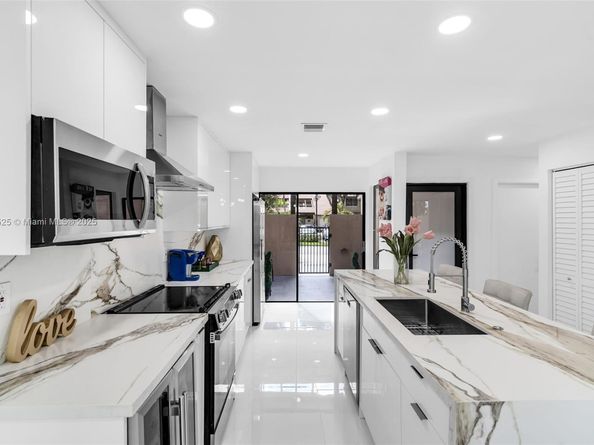 9962 Costa Del Sol Blvd D88, Doral FL 33178