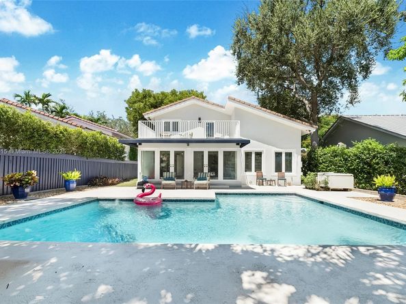 7255 SW 55th Ave, Miami FL 33143