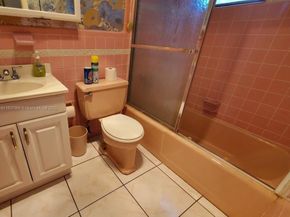 17050 NE 14th Ave 208, North Miami Beach FL 33162