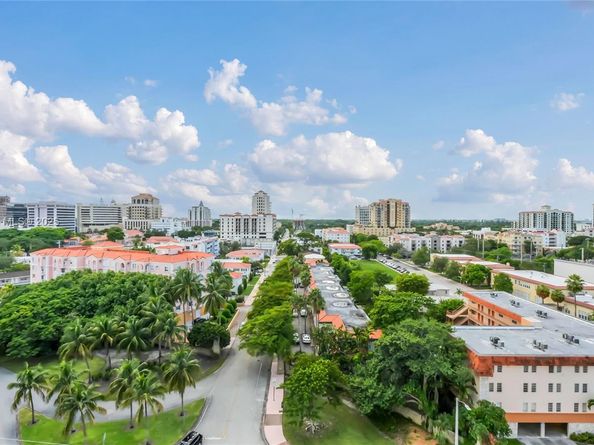1627 SW 37th Ave 701, Miami FL 33145