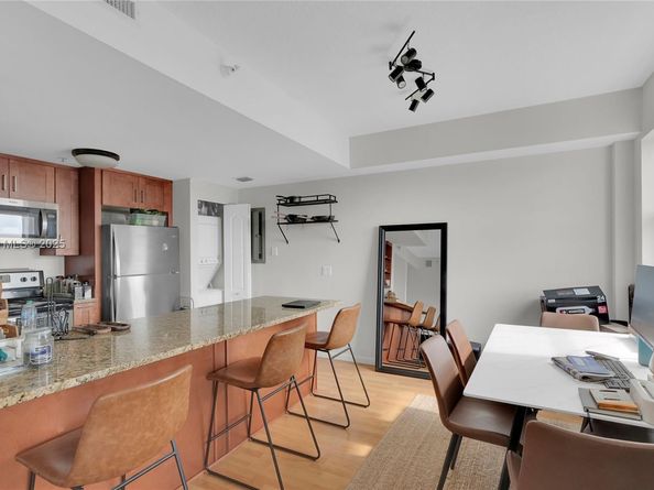 1627 SW 37th Ave 701, Miami FL 33145