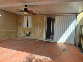 1564 SW 2nd St, Homestead FL 33030