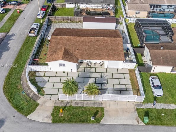 17040 SW 107th Ct, Miami FL 33157