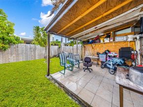 2223 NW 3rd St, Miami FL 33125
