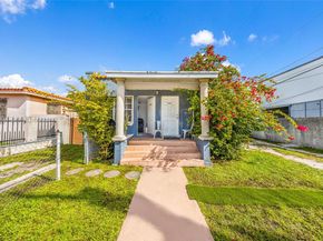 2223 NW 3rd St, Miami FL 33125