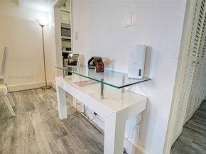 5225 Collins Ave 1204, Miami Beach FL 33140