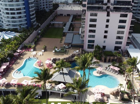 5225 Collins Ave 1204, Miami Beach FL 33140