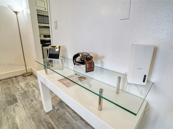 5225 Collins Ave 1204, Miami Beach FL 33140